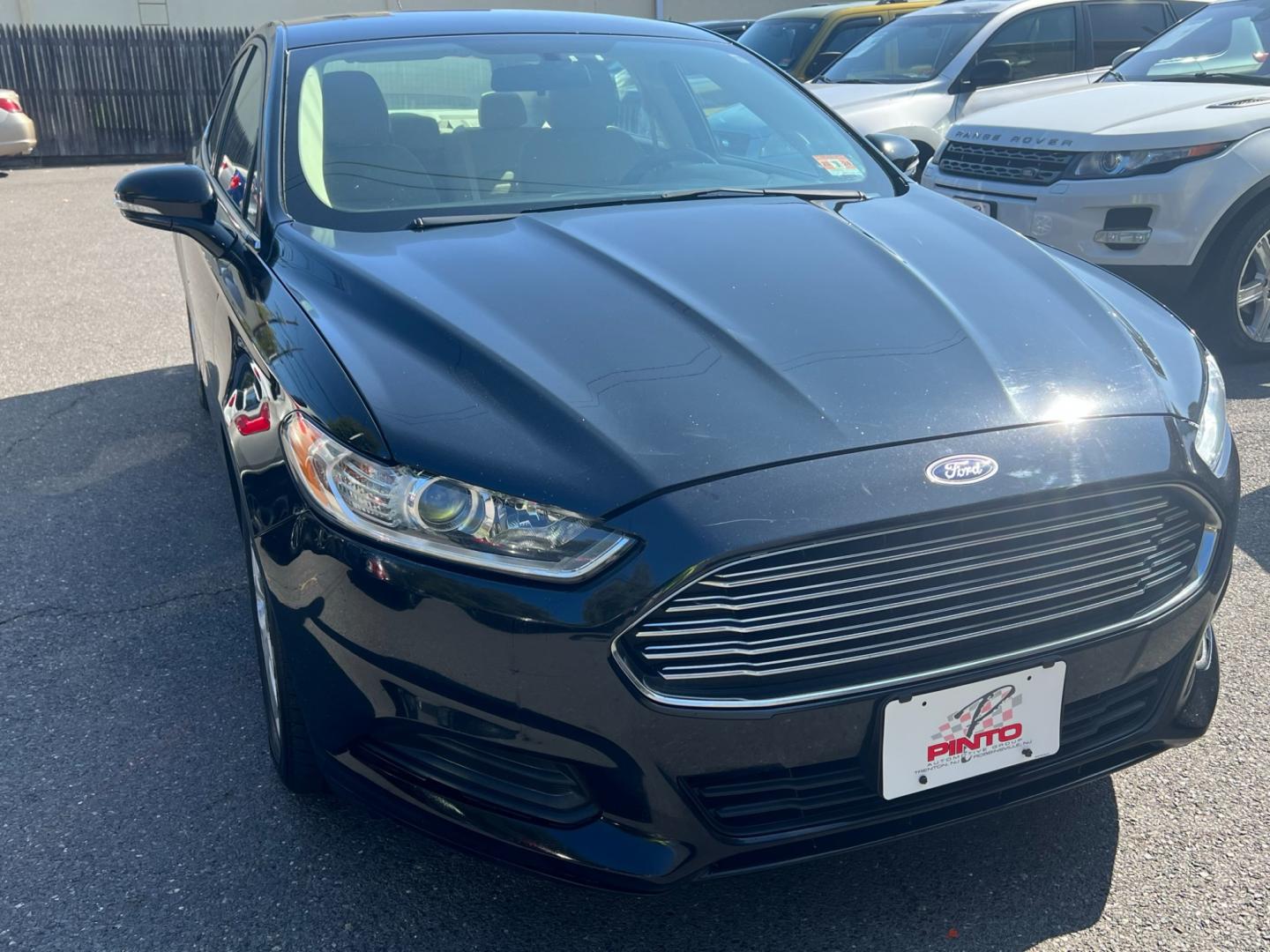 2016 BLACK /Beige Ford Fusion (3FA6P0H78GR) , located at 1018 Brunswick Ave, Trenton, NJ, 08638, (609) 989-0900, 40.240086, -74.748085 - Photo#3